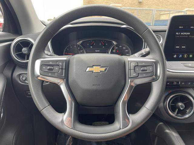 Used 2025 Chevrolet Blazer LT AWD/4WD image 11
