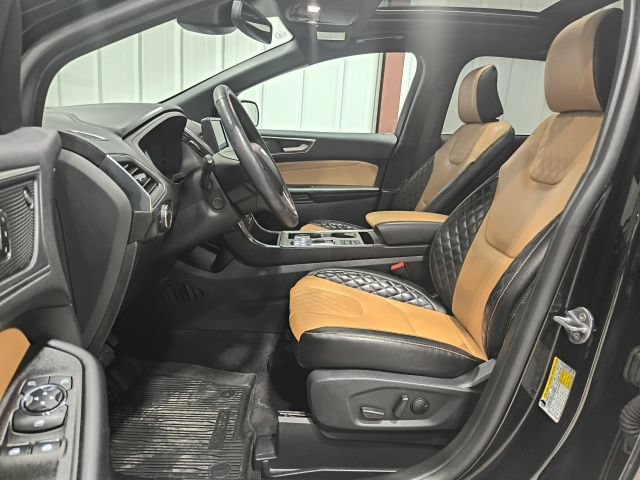 Certified 2024 Ford Edge Titanium w/ Titanium Elite Package AWD/4WD image 12