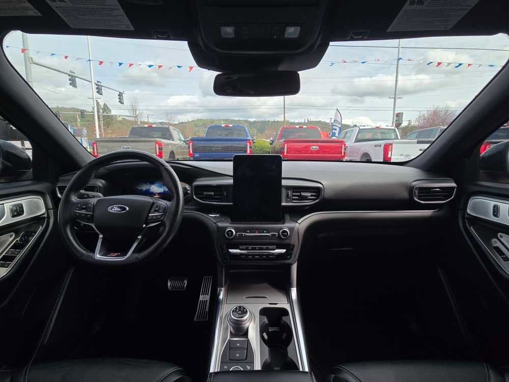 Certified 2020 Ford Explorer ST w/ Premium Technology Package image 15