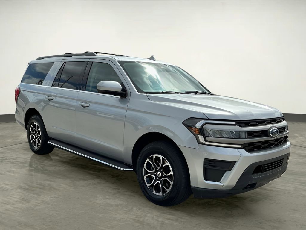Certified 2023 Ford Expedition Max XLT image 10