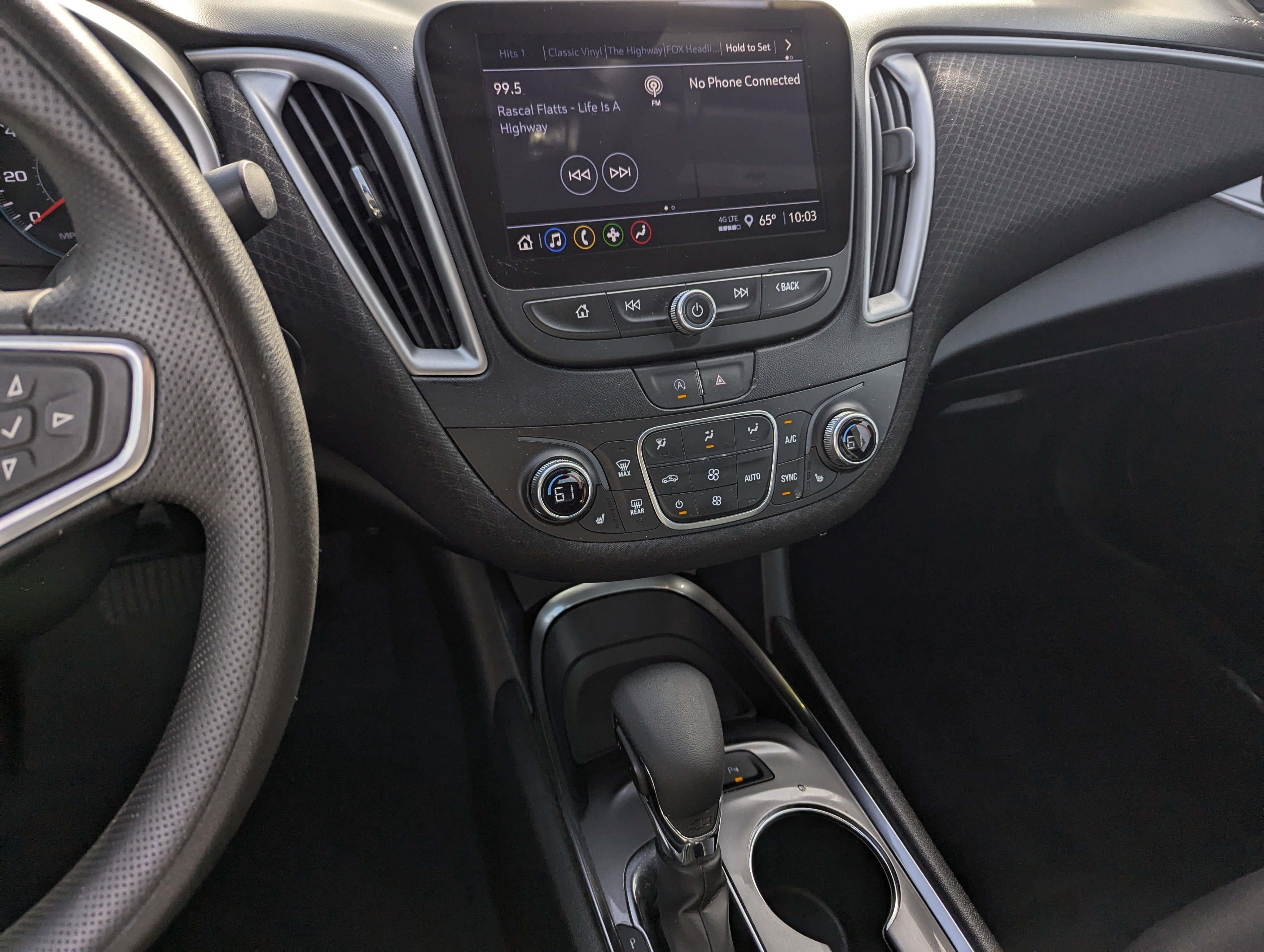 Used 2024 Chevrolet Malibu LT image 10