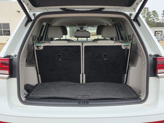 Used 2024 Volkswagen Atlas SE w/ Black Wheel Package image 28