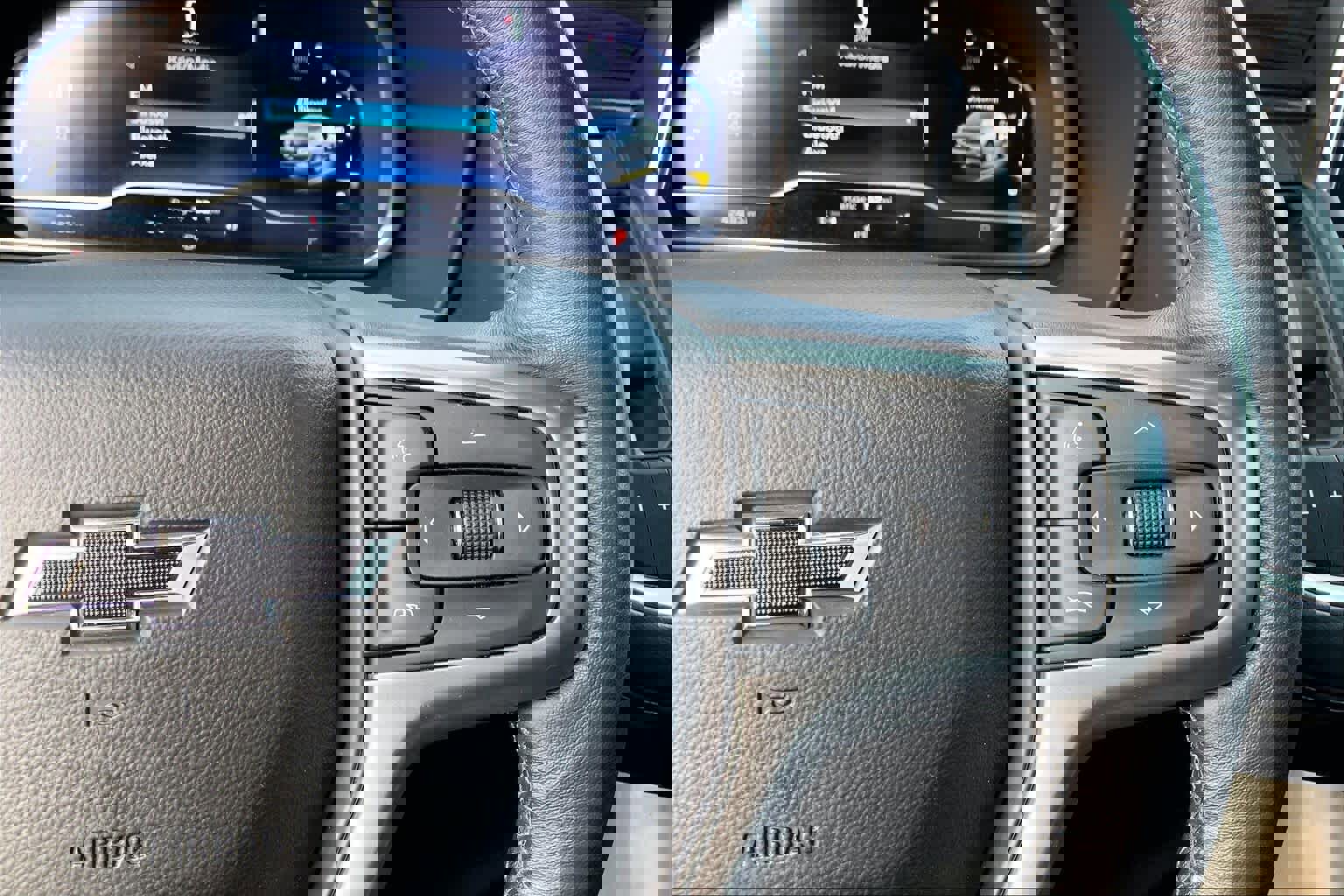 Used 2023 Chevrolet Tahoe Z71 w/ Luxury Package image 24