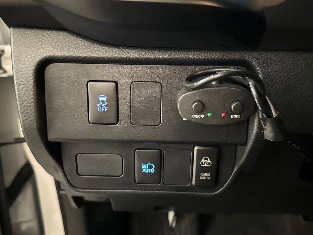 Used 2022 Toyota Tacoma SR w/ SX Package RWD image 19