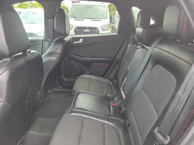 Certified 2023 Ford Escape ST-Line w/ Tech Pack #1 AWD/4WD image 9