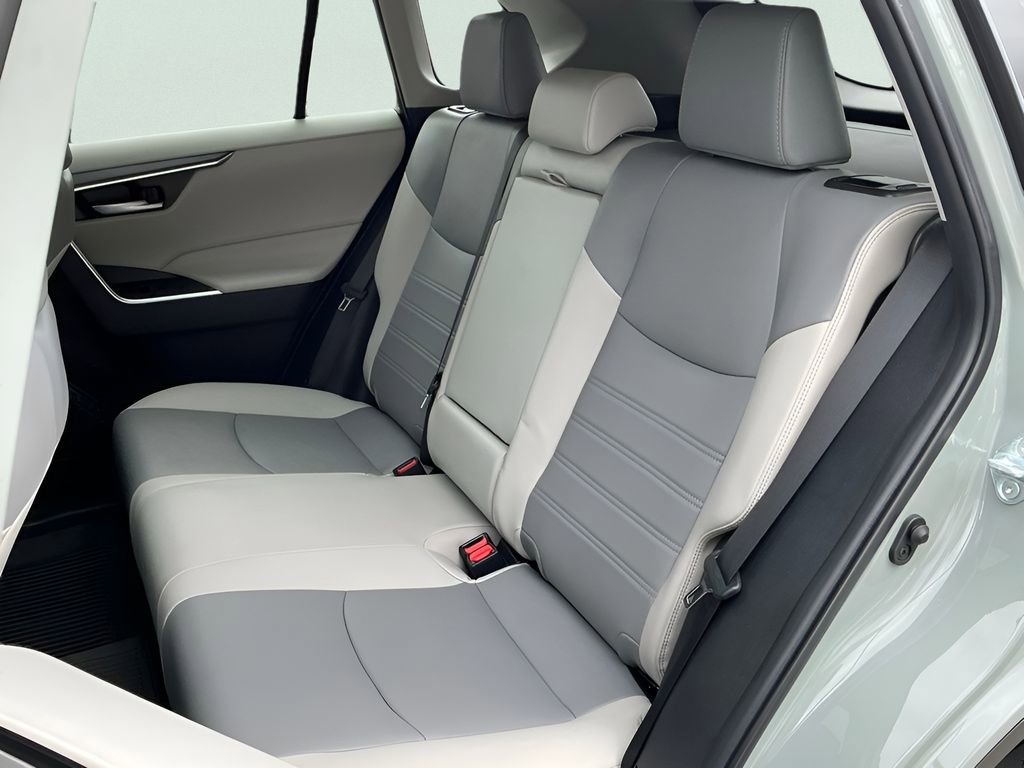 Used 2023 Toyota RAV4 XLE Premium FWD image 19