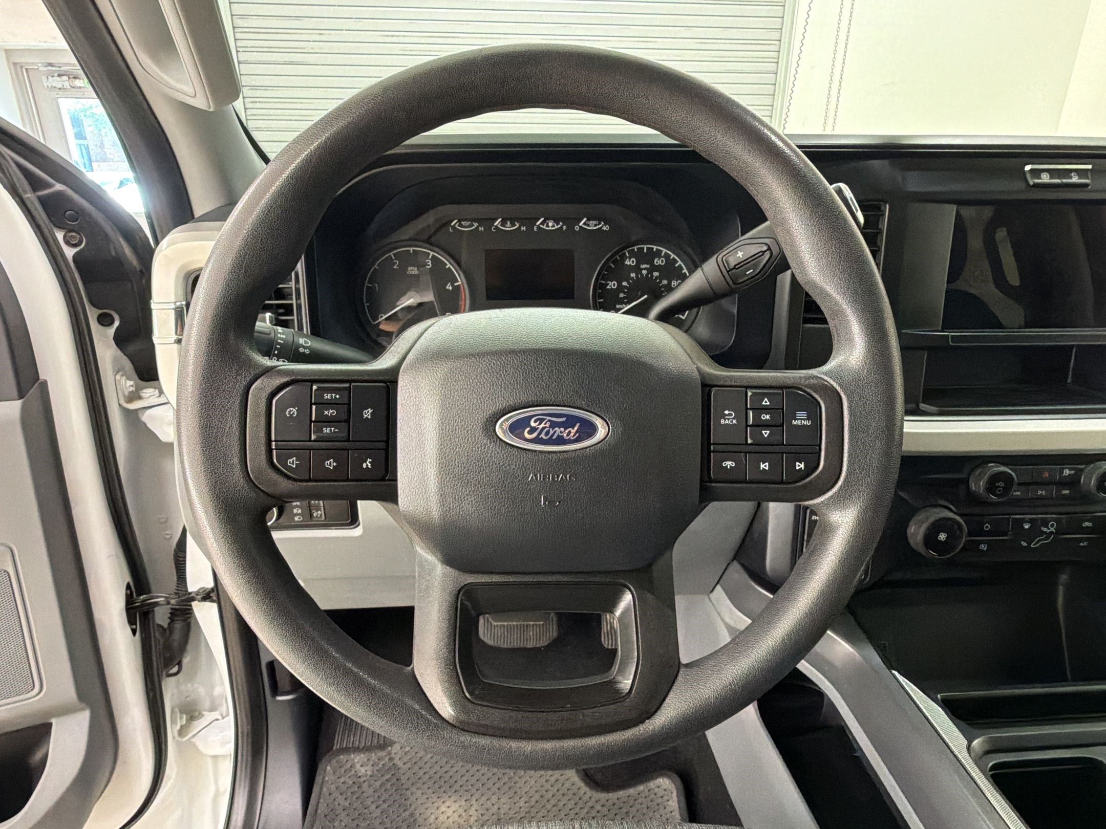 Certified 2025 Ford F250 XLT w/ FX4 Off-Road Package AWD/4WD image 11