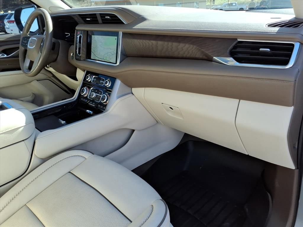 Used 2023 GMC Yukon Denali image 9