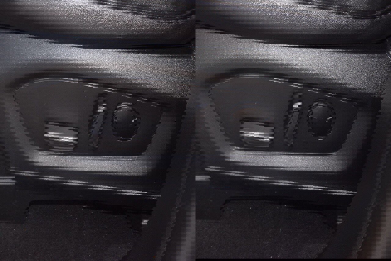 Certified 2023 Ford Explorer XLT w/ Equipment Group 202A image 37