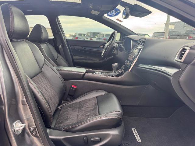 Used 2022 Nissan Maxima SR w/ Sport Mat Group FWD image 14