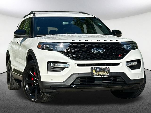 Certified 2024 Ford Explorer ST w/ Equipment Group 401A AWD/4WD image 2