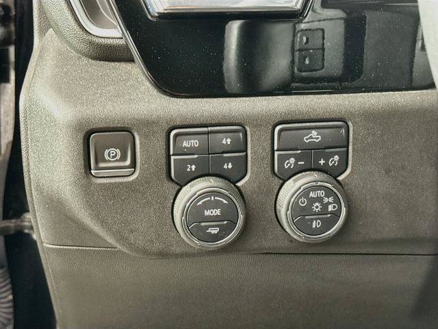 Used 2024 Chevrolet Silverado 1500 RST w/ Convenience Package II AWD/4WD image 10