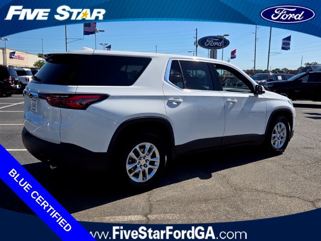 Used 2023 Chevrolet Traverse LS w/ Safety Package FWD image 8