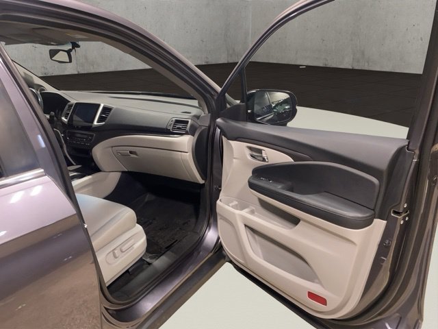 Used 2017 Honda Pilot EX-L image 19