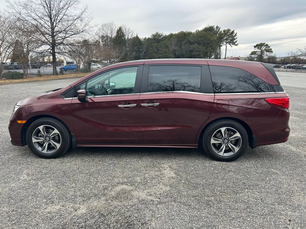 Used 2018 Honda Odyssey Touring image 2