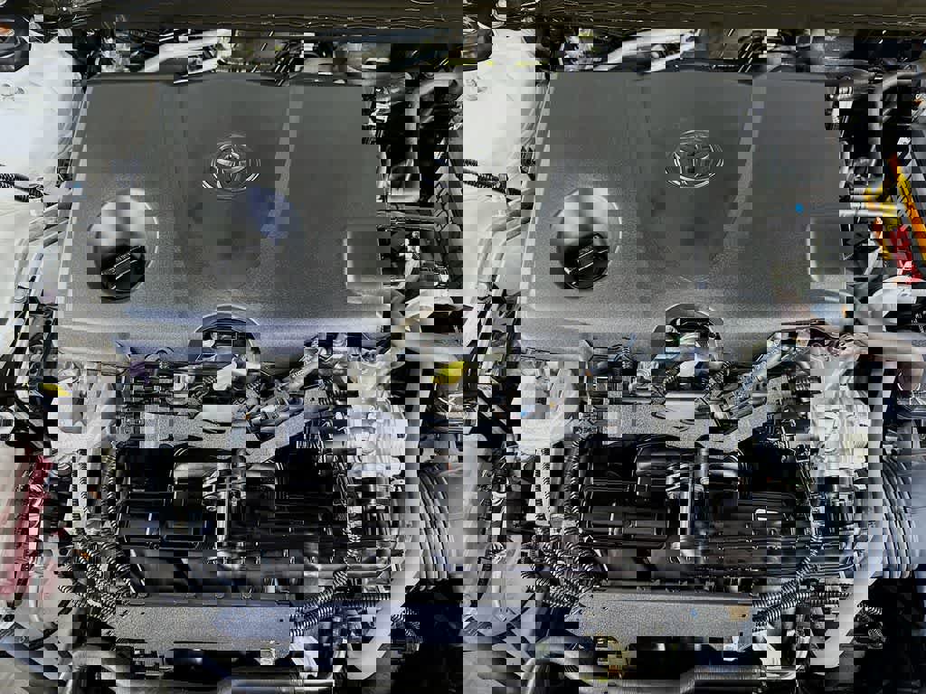 Used 2021 Toyota Camry SE image 12