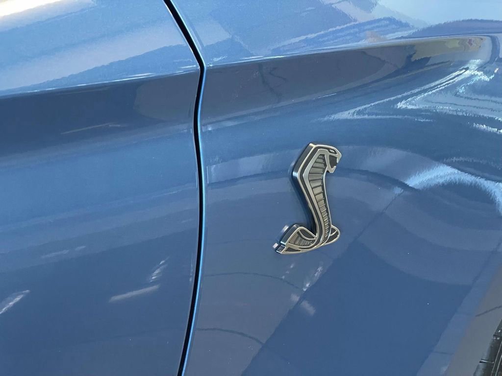 Certified 2021 Ford Mustang Shelby GT500 w/ Carbon Fiber Track Pack image 7