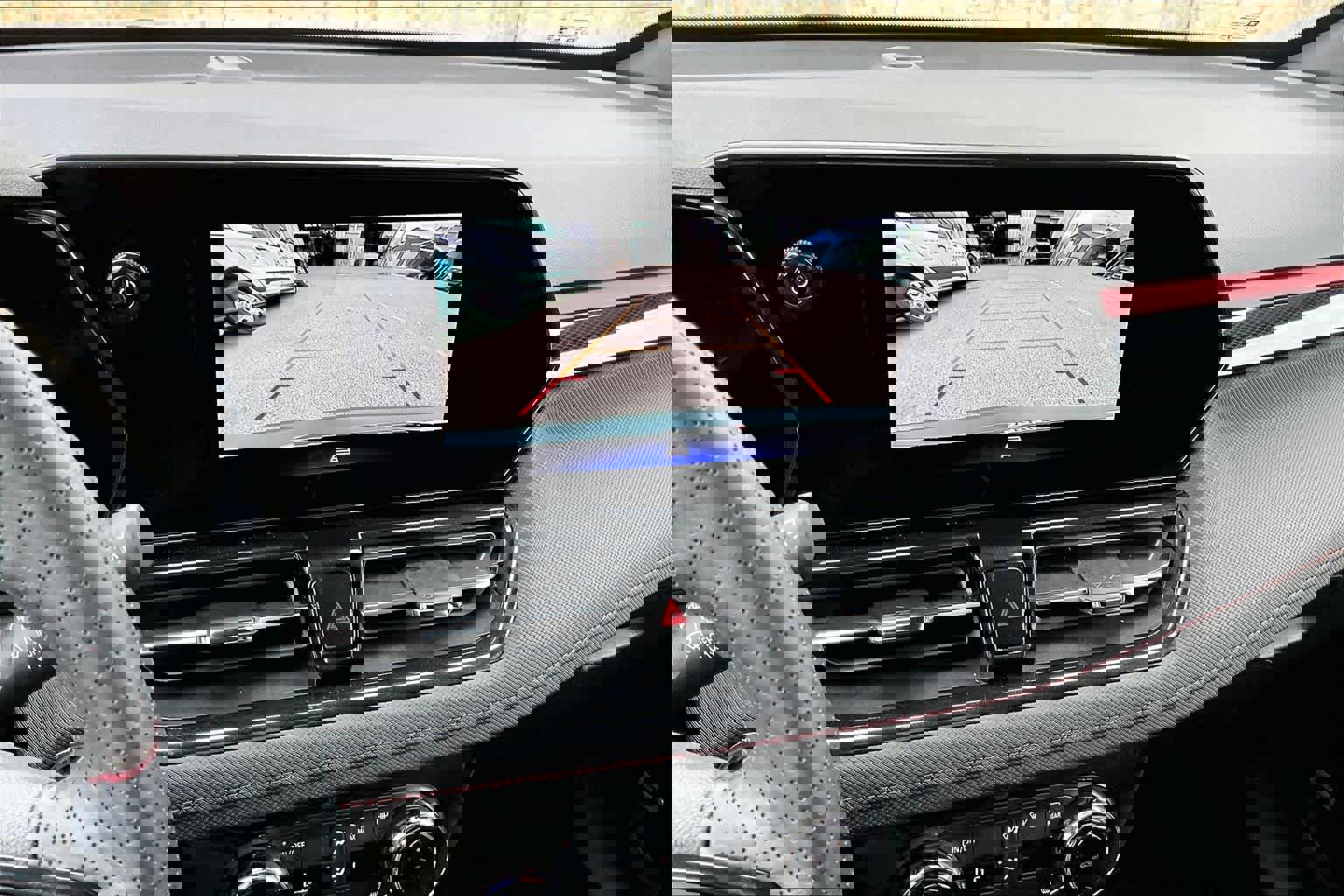 Used 2025 Chevrolet TrailBlazer RS w/ Convenience Package image 31