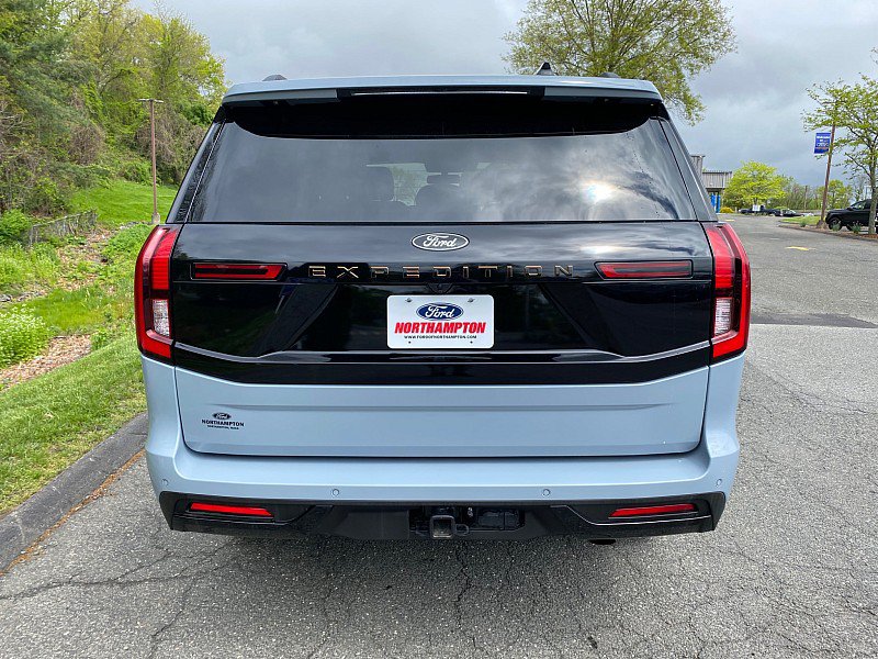 Certified 2025 Ford Expedition Tremor AWD/4WD image 8