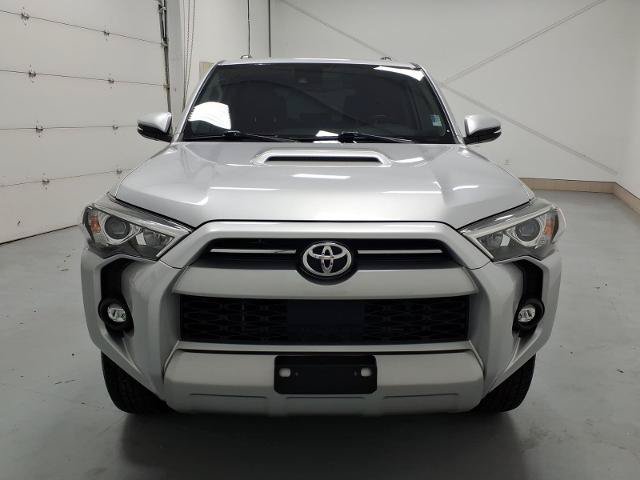 Used 2024 Toyota 4Runner TRD Off-Road Premium AWD/4WD image 8