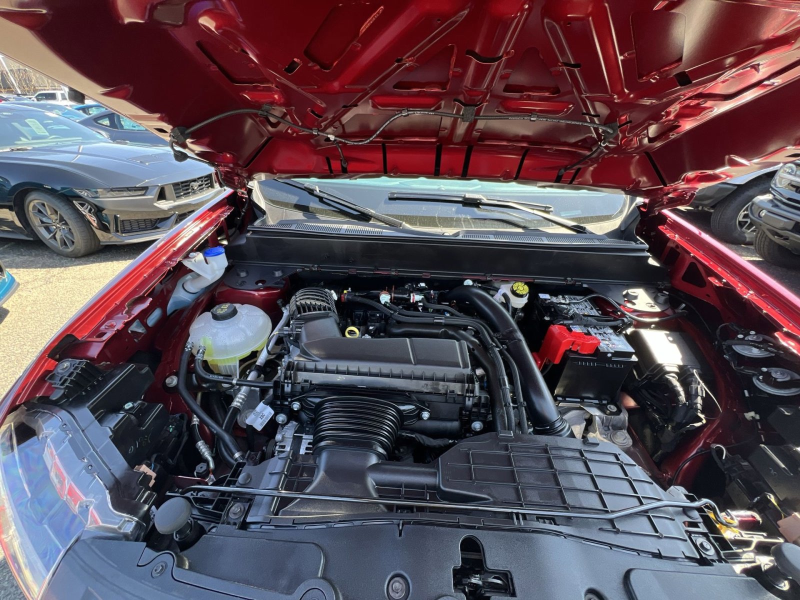 Certified 2025 Ford Maverick Lariat w/ 4K Tow Package image 27