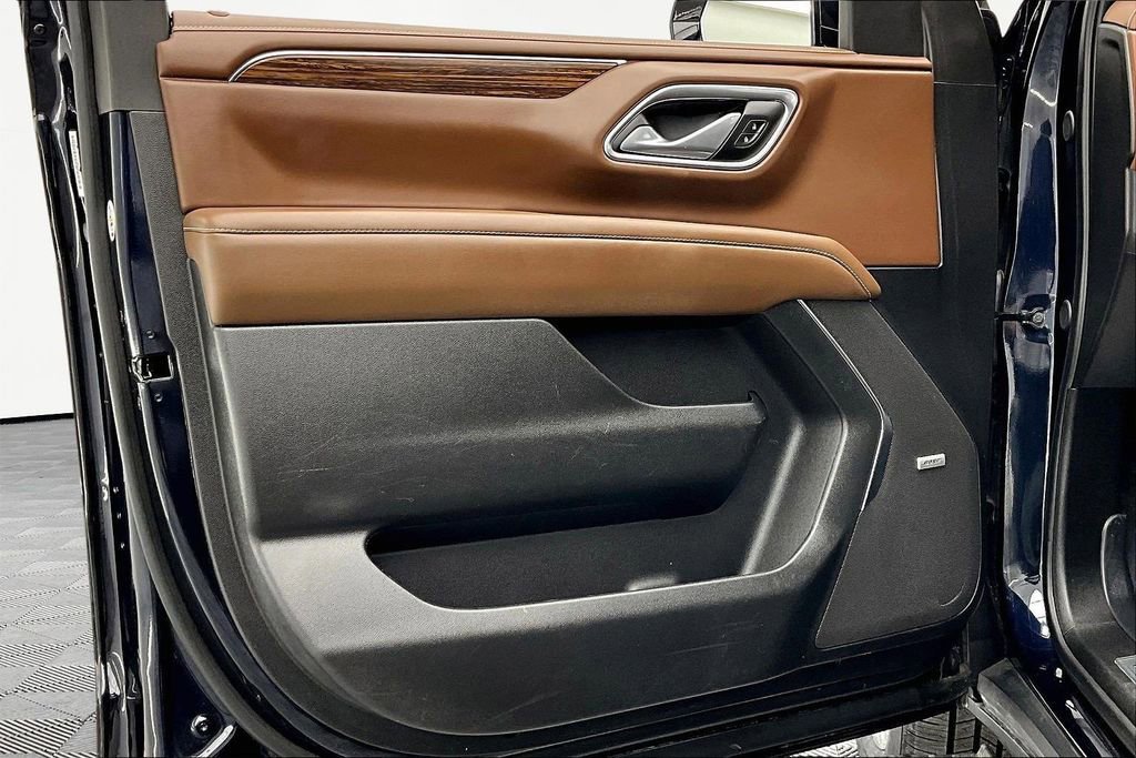 Used 2024 Chevrolet Tahoe High Country image 23