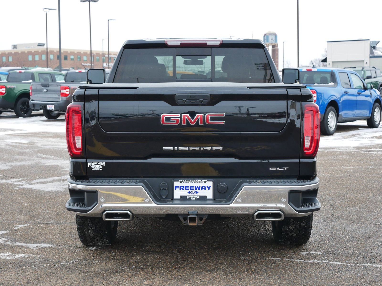 Used 2020 GMC Sierra 1500 SLT w/ SLT Premium Package image 3