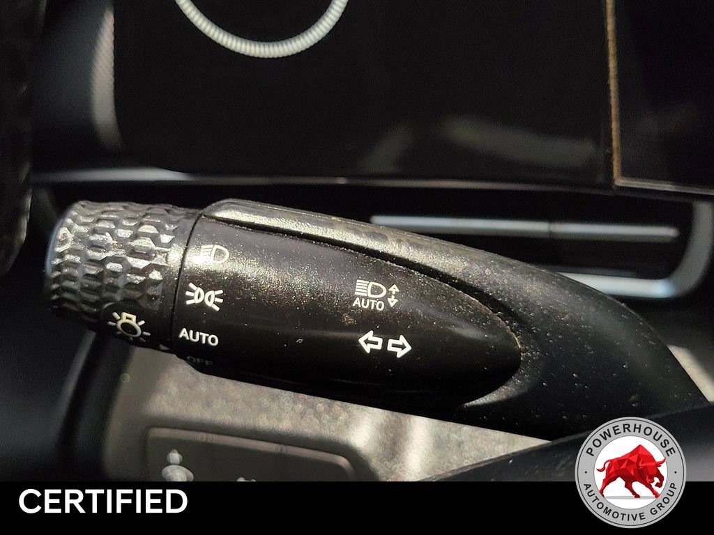 Used 2022 Hyundai Elantra Limited w/ Preferred Accessory Package FWD image 30