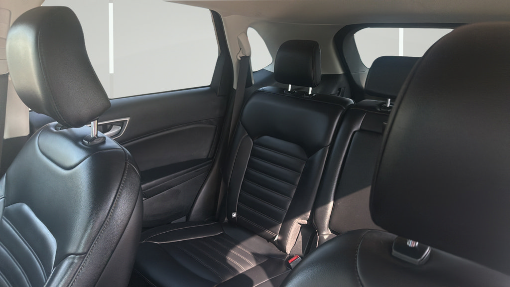 Certified 2024 Ford Edge SEL AWD/4WD image 30