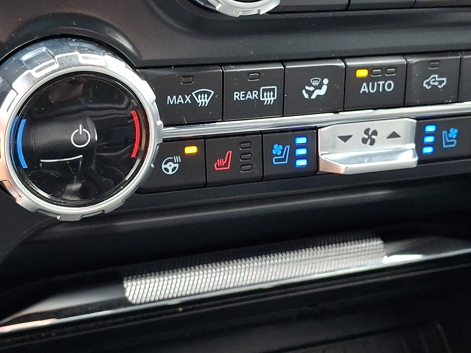 Certified 2025 Ford F150 Platinum AWD/4WD image 29
