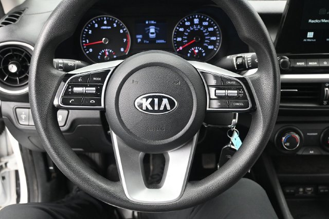 Used 2021 Kia Forte LXS FWD image 9