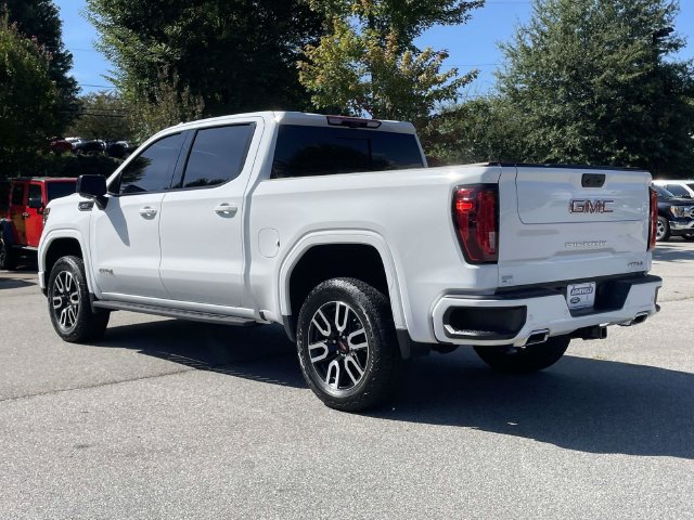 Used 2025 GMC Sierra 1500 AT4 w/ AT4 Premium Package AWD/4WD image 3