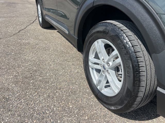 Certified 2024 Ford Explorer XLT w/ Equipment Group 202A image 27