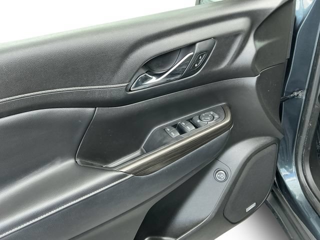 Used 2020 GMC Acadia SLT AWD/4WD image 11
