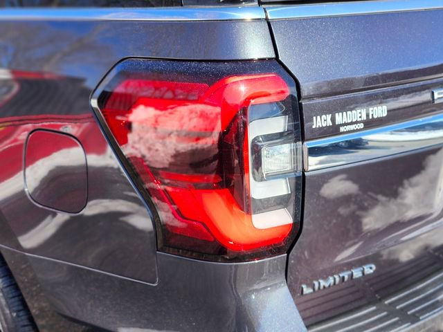 Certified 2023 Ford Expedition Limited image 9