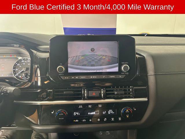 Used 2025 Nissan Pathfinder SV AWD/4WD image 4