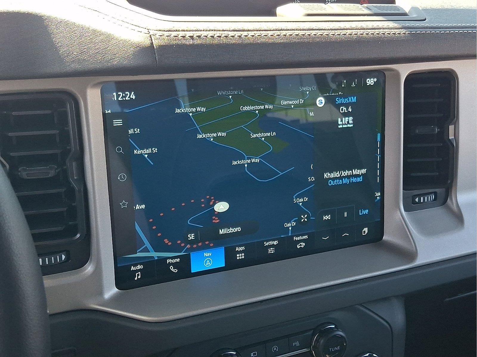 Certified 2025 Ford Bronco Outer Banks AWD/4WD image 13