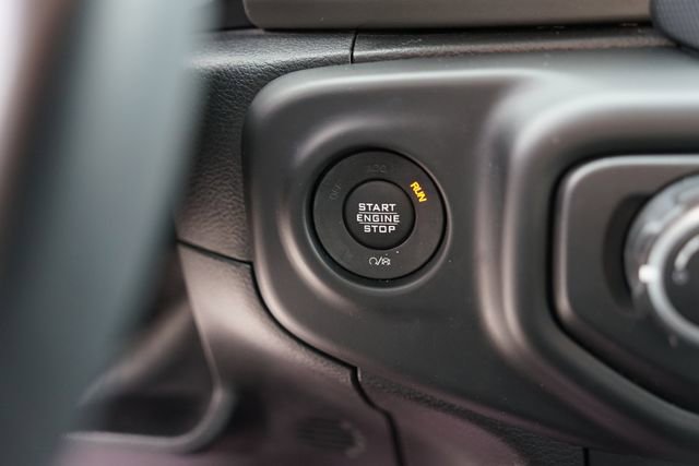 Used 2018 Jeep Wrangler Unlimited Sport S AWD/4WD image 19