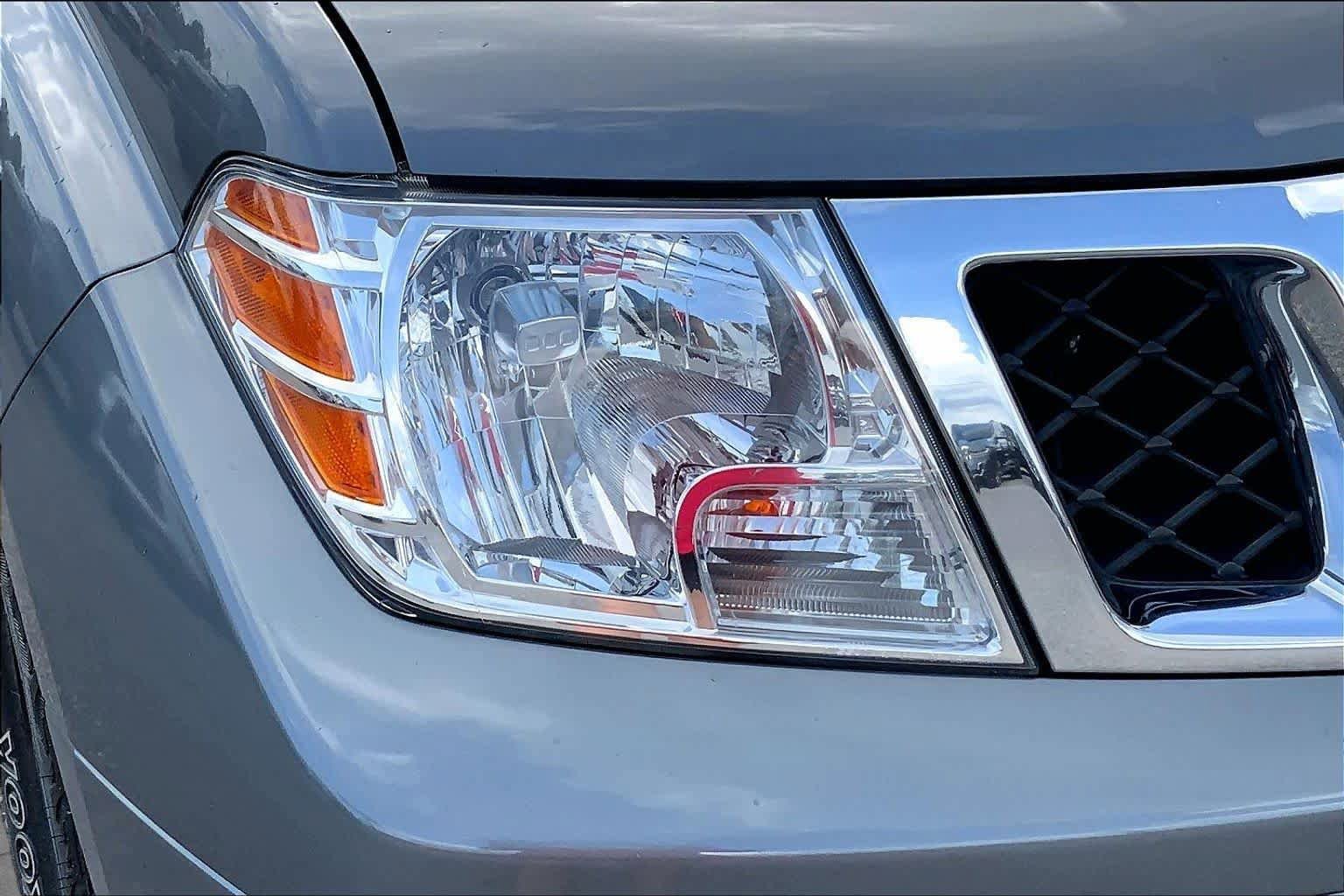 Used 2019 Nissan Frontier SV RWD image 27