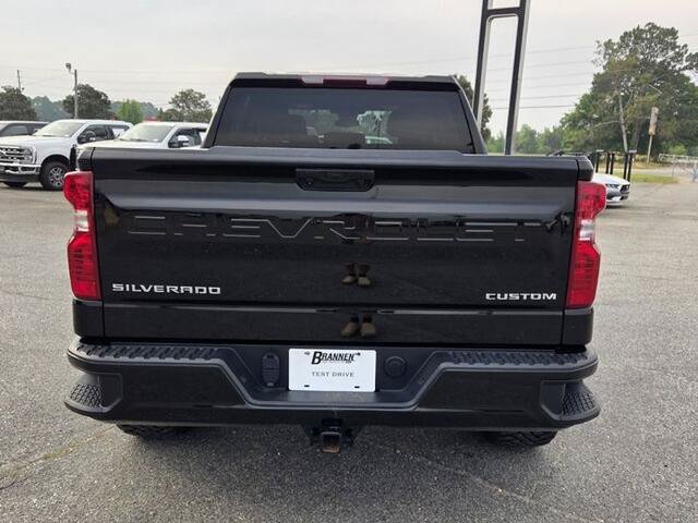 Used 2024 Chevrolet Silverado 1500 Custom Trail Boss AWD/4WD image 10