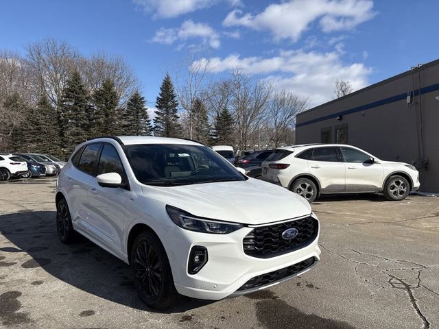 Certified 2023 Ford Escape ST-Line Elite image 2