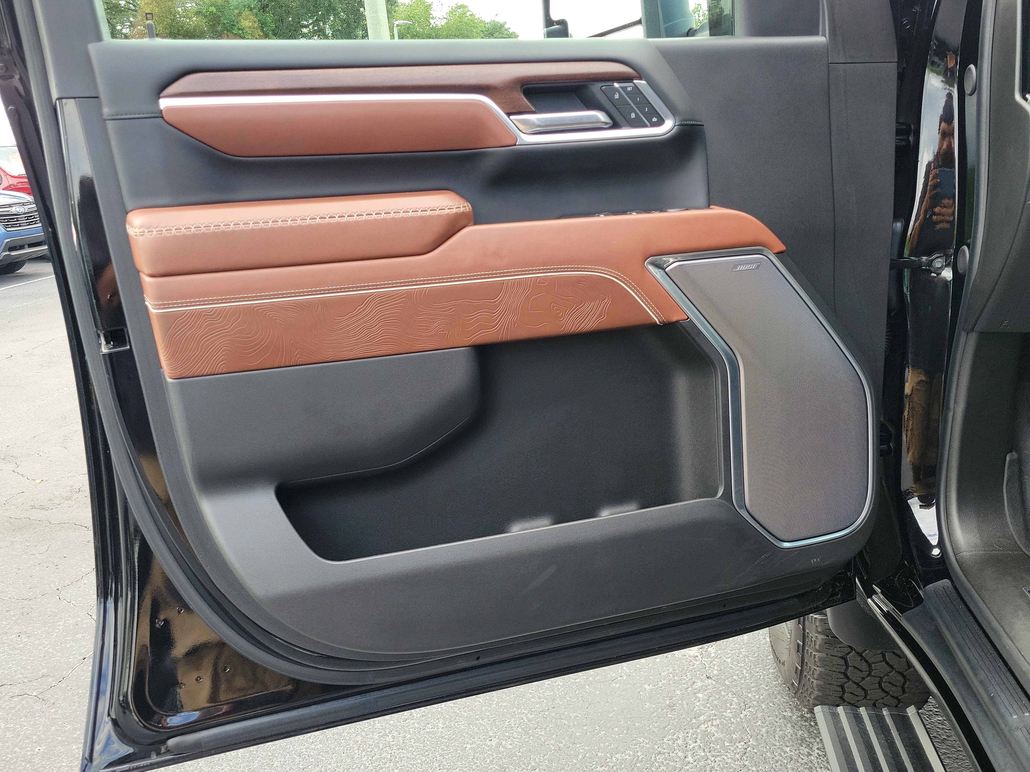 Used 2025 GMC Sierra 2500 Denali Ultimate AWD/4WD image 18