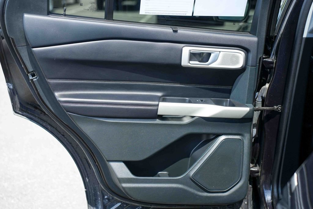 Certified 2023 Ford Explorer Limited w/ Limited Technology Package AWD/4WD image 20