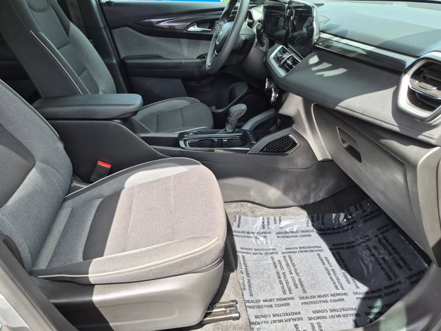 Used 2025 Chevrolet TrailBlazer LT AWD/4WD image 26