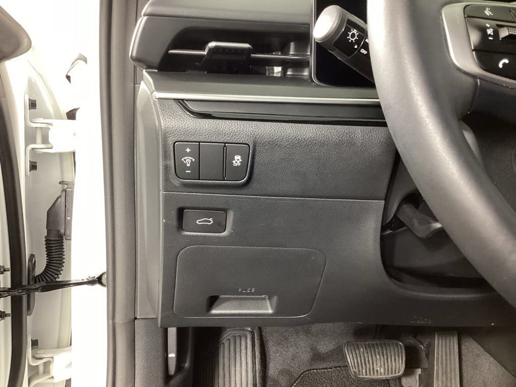 Used 2026 Kia K5 GT-Line w/ GT-Line Premium Package AWD/4WD image 12