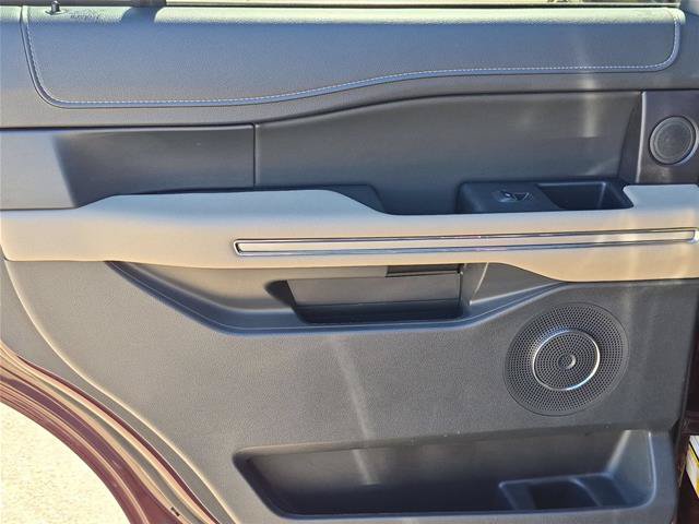 Certified 2024 Ford Expedition Limited AWD/4WD image 32