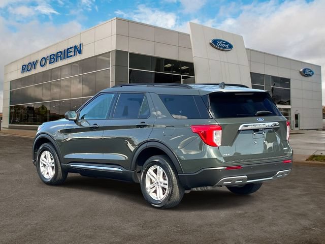 Certified 2023 Ford Explorer XLT w/ Equipment Group 202A AWD/4WD image 3