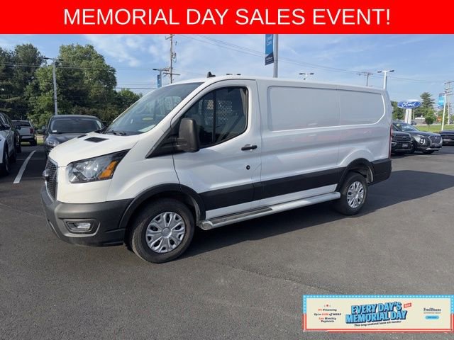 Certified 2024 Ford Transit 250 Low Roof w/ Exterior Upgrade Package RWD image 3
