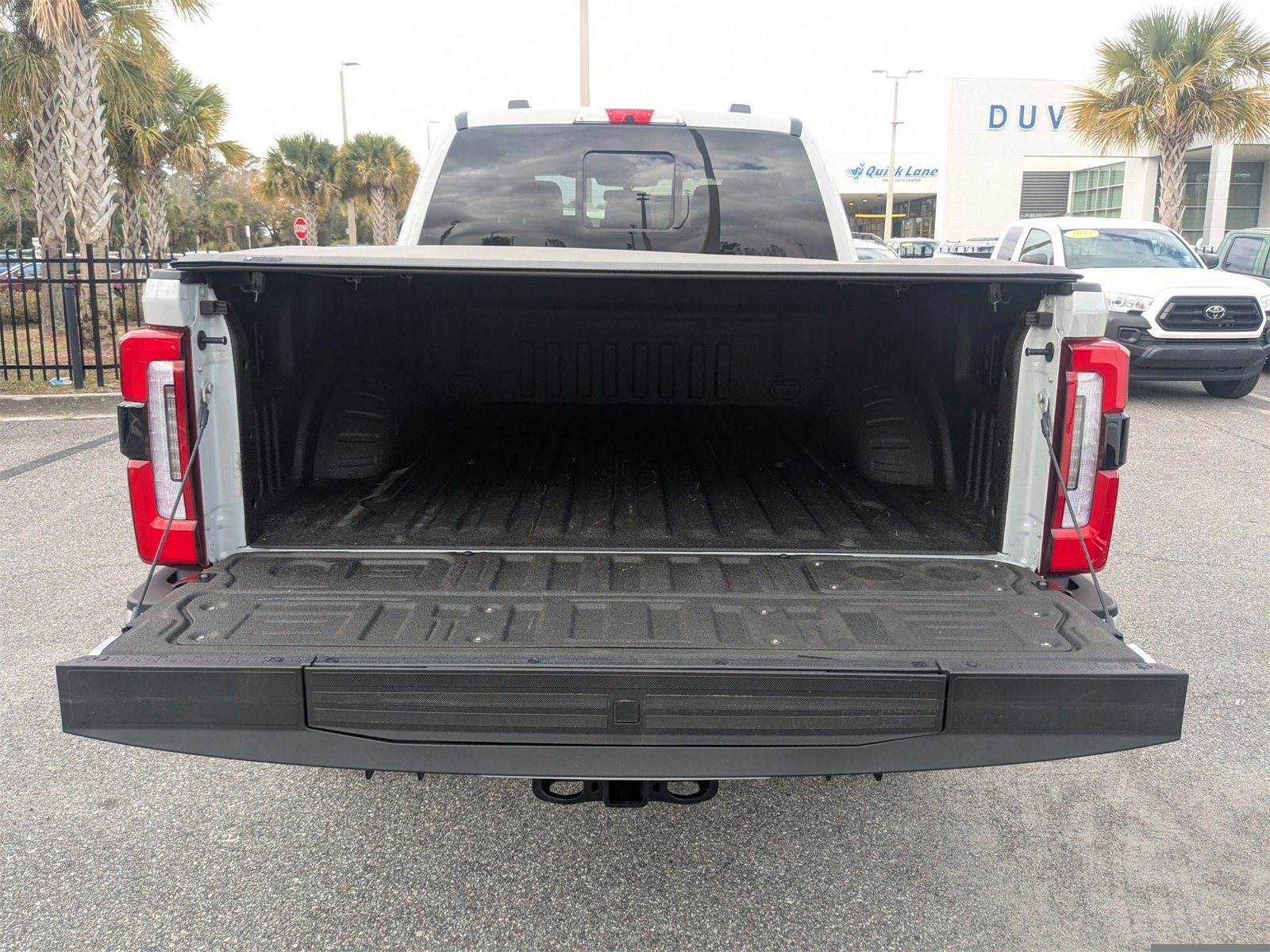 Certified 2025 Ford F250 Platinum w/ FX4 Off-Road Package image 13
