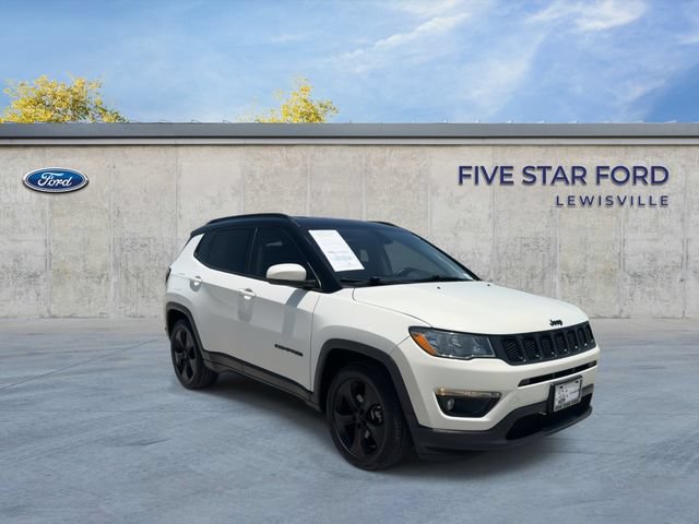 Used 2020 Jeep Compass Latitude FWD image 2